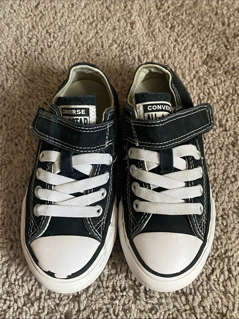 Converse All Star Chuck Taylor V1 Low Top Sneakers size 11